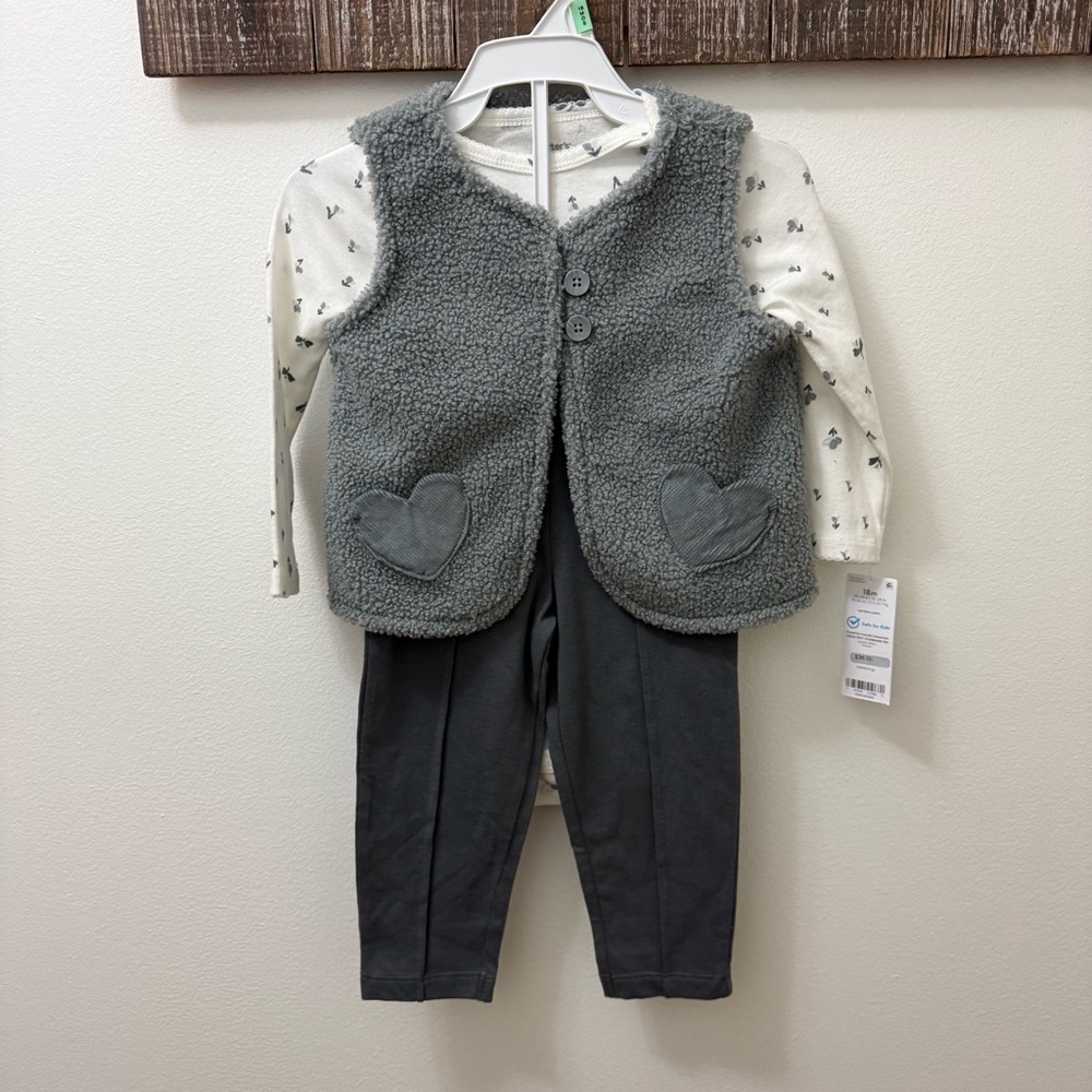 Carter's Infant Girls 3-Piece Sherpa Vest Outfit Set Size 18 New with tags